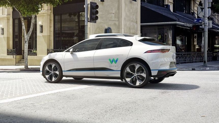 Americké robotaxíky Waymo ještě letos expandují do Evropy